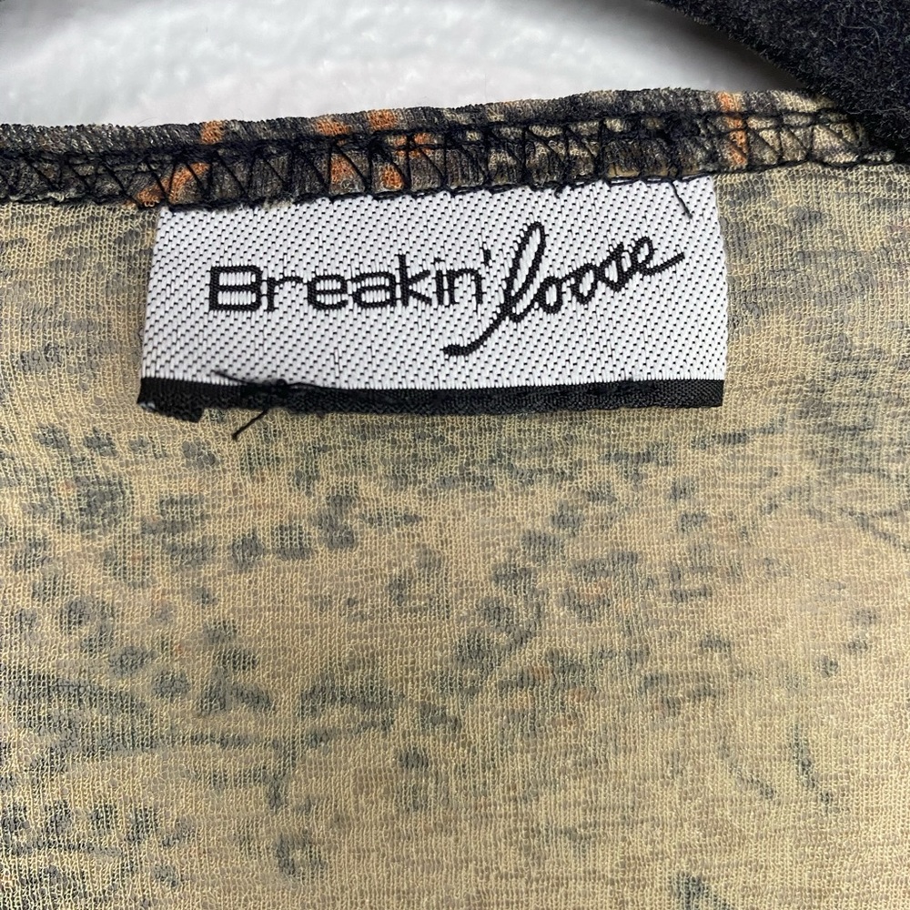 Breakin loose bell sleeve top - Picture 6 of 6